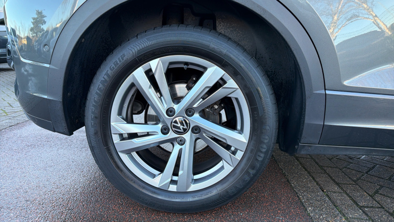 Volkswagen T-Roc 1.5 TSI R-Line 5dr Petrol Hatchback